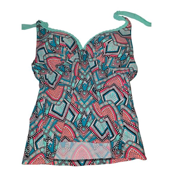Aqua Couture Size S Multicolor Geometric Design Tankini Swimwear Top New NWT - Picture 1 of 8